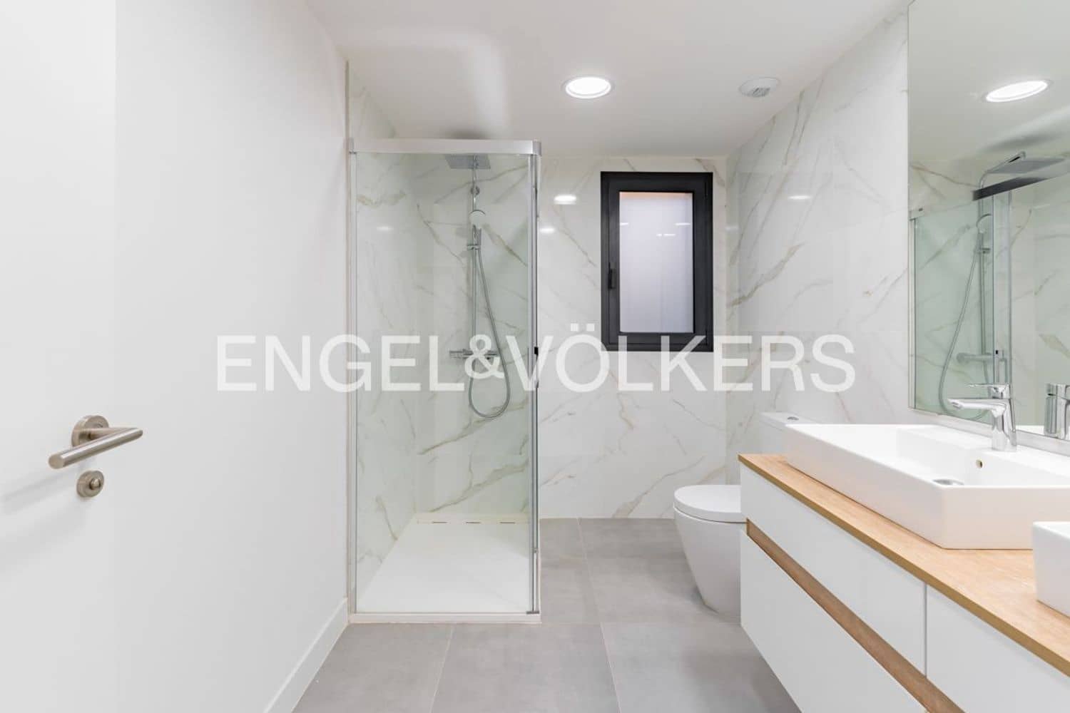 3 bedroom Apartment for sale in Estepona with pool garage - € 515,000 (Ref: 9733526)