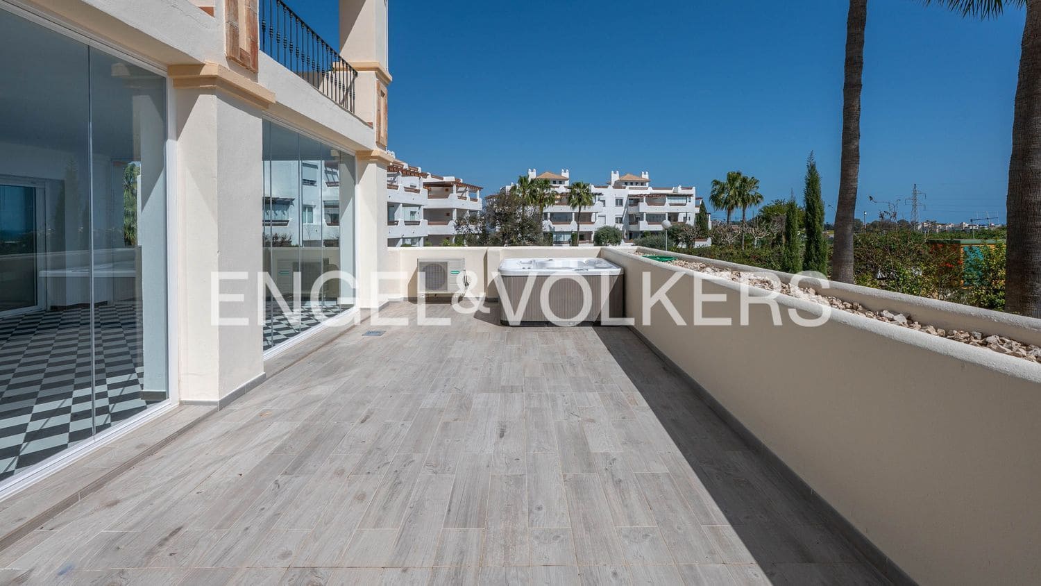 2 bedroom Apartment for sale in New Golden Mile with pool garage - € 820,000 (Ref: 9733527)
