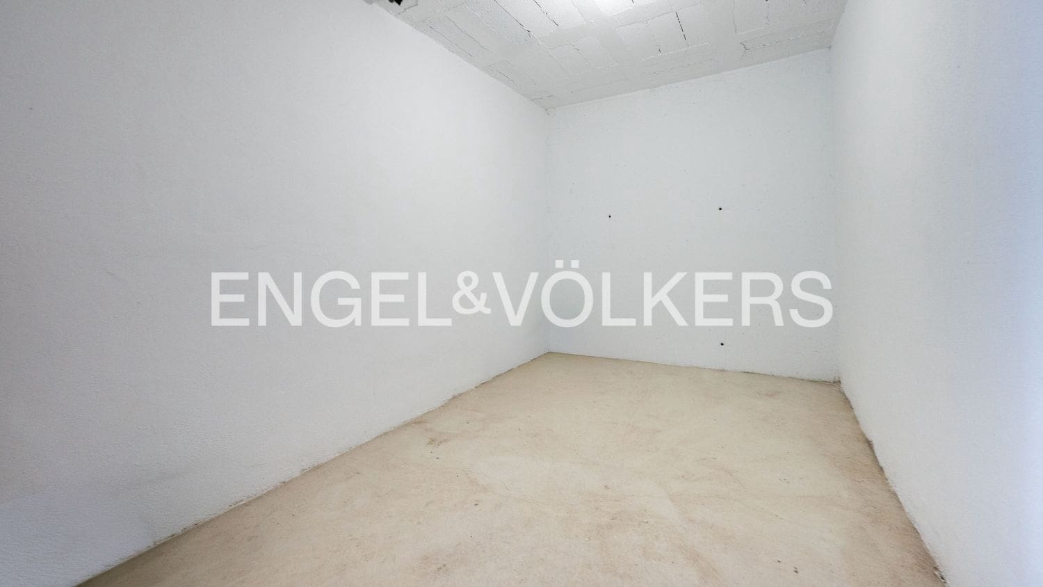 2 bedroom Apartment for sale in New Golden Mile with pool garage - € 820,000 (Ref: 9733527)