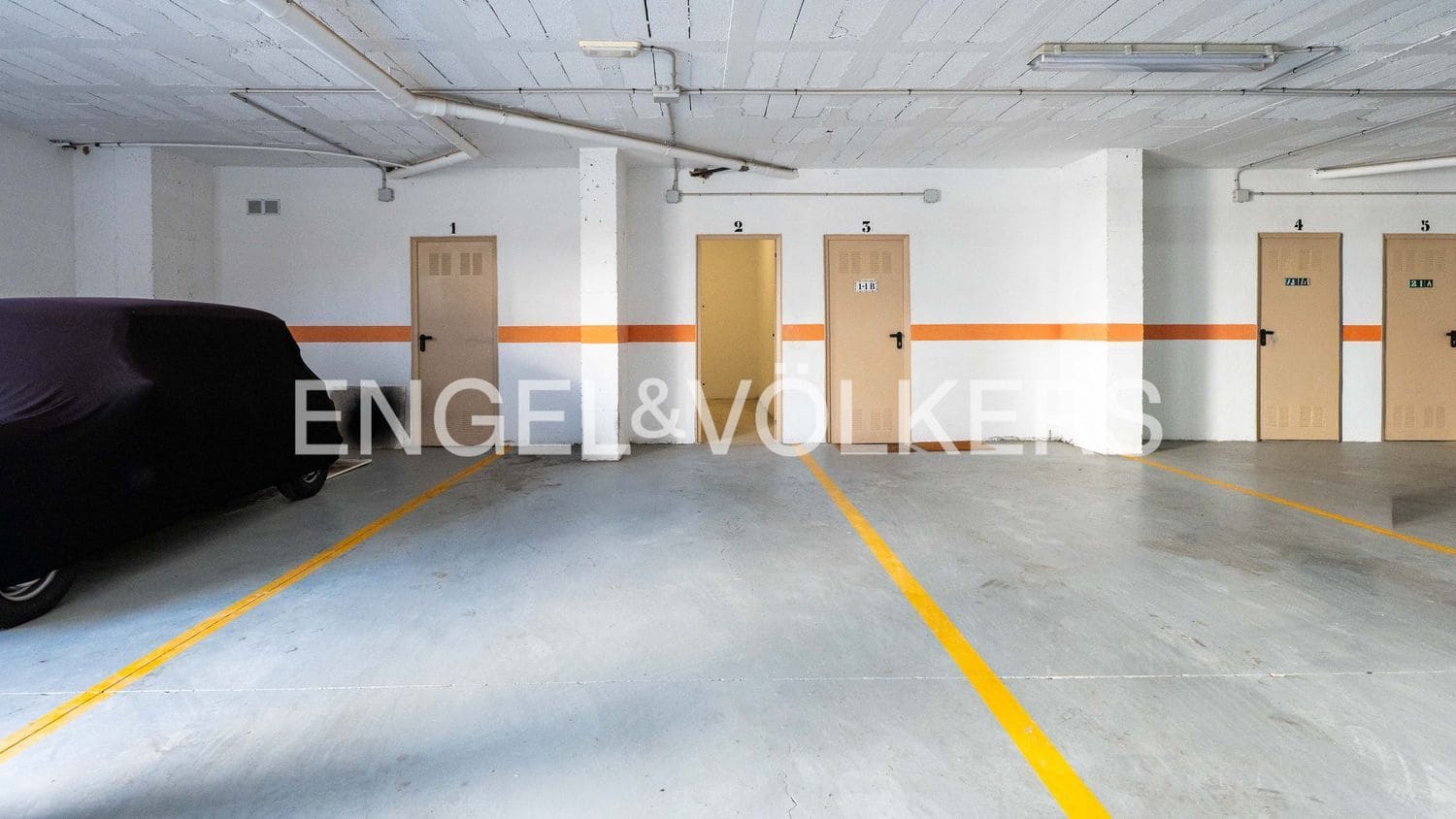 2 bedroom Apartment for sale in New Golden Mile with pool garage - € 820,000 (Ref: 9733527)