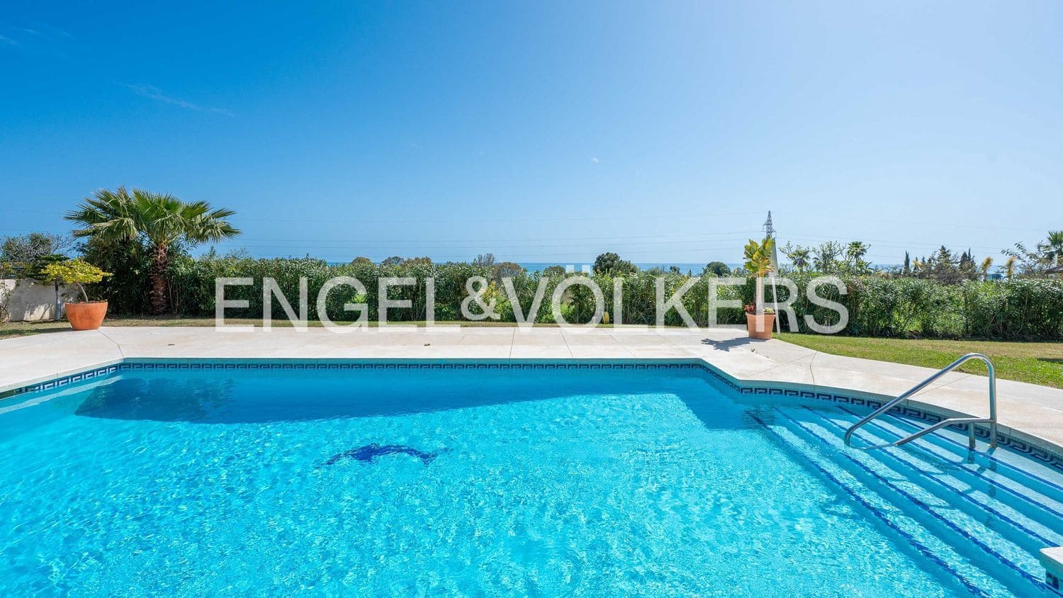 2 bedroom Apartment for sale in New Golden Mile with pool garage - € 820,000 (Ref: 9733527)
