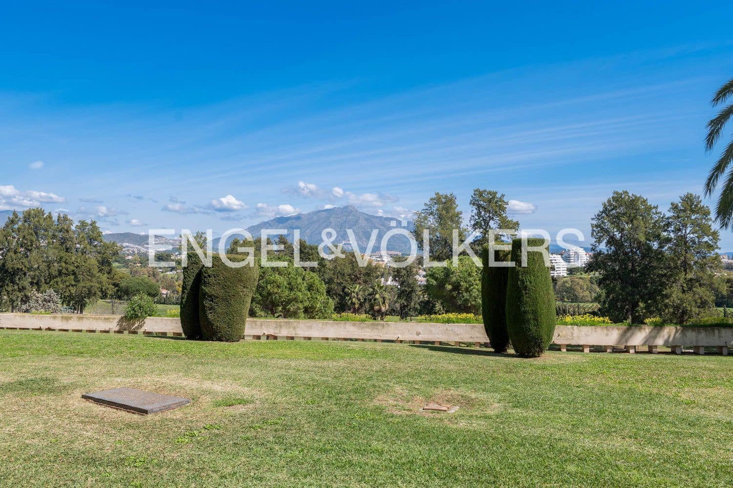 2 sovrum Lägenhet till salu i New Golden Mile med pool garage - 350 000 € (Ref: 9733528)