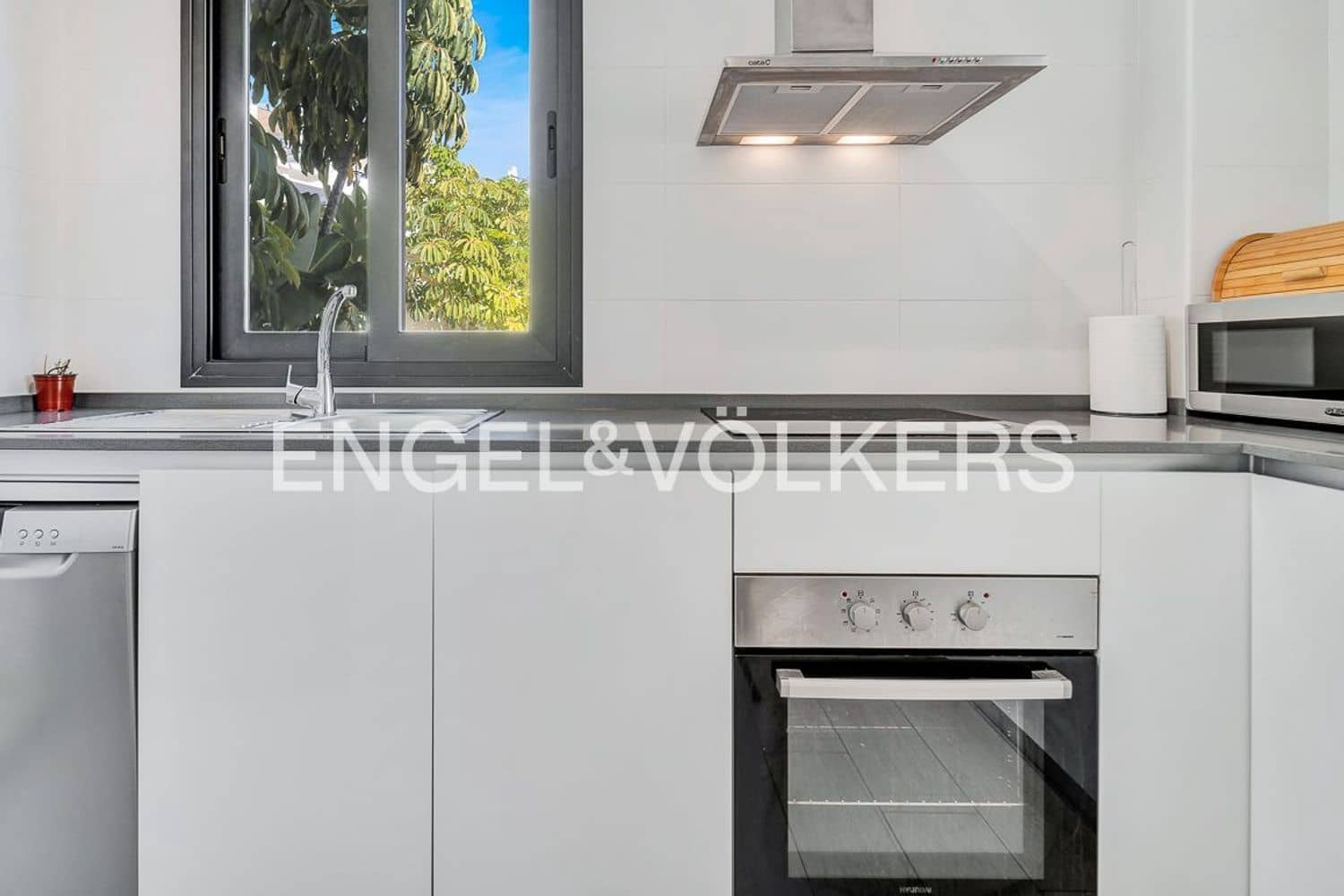 3 soveværelse Lejlighed til salg i Bahia Dorada med swimmingpool garage - € 650.000 (Ref: 9733529)