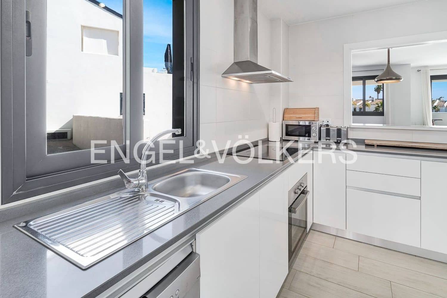 3 soveværelse Lejlighed til salg i Bahia Dorada med swimmingpool garage - € 650.000 (Ref: 9733529)