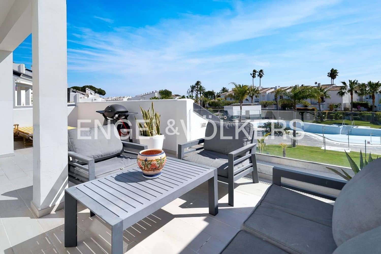 3 soveværelse Lejlighed til salg i Bahia Dorada med swimmingpool garage - € 650.000 (Ref: 9733529)