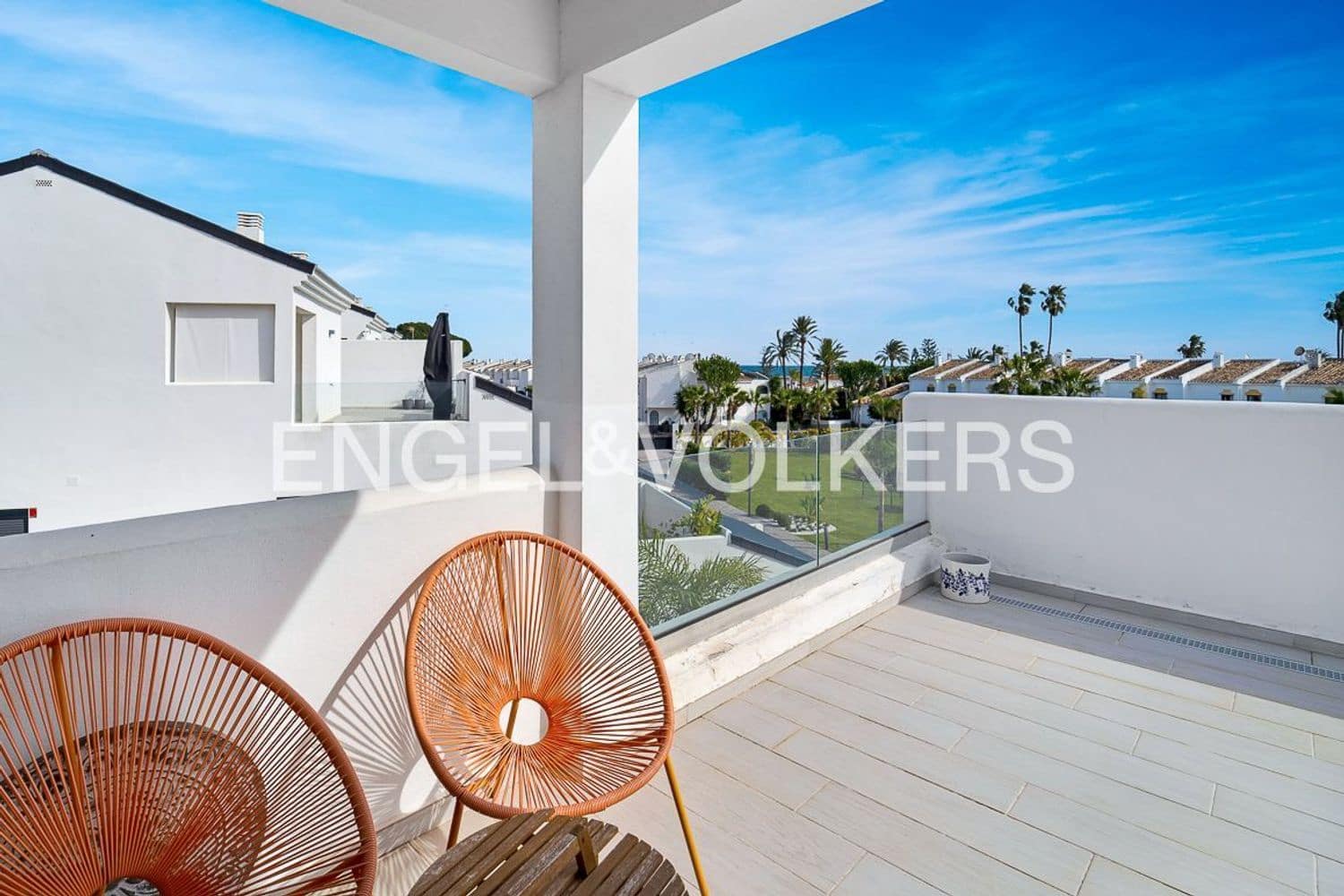 3 soveværelse Lejlighed til salg i Bahia Dorada med swimmingpool garage - € 650.000 (Ref: 9733529)