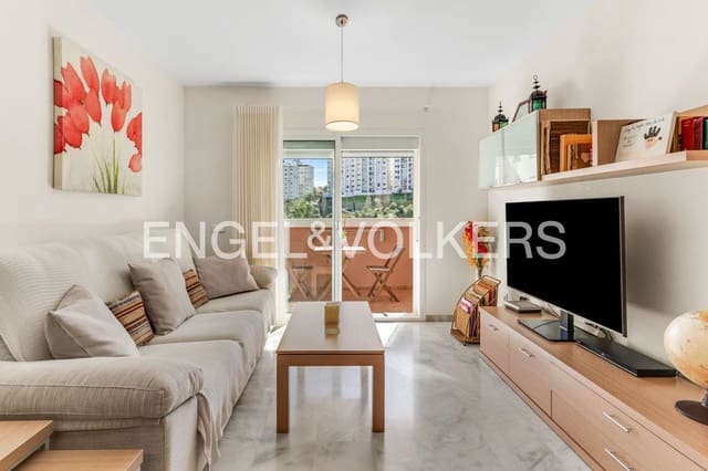 3 chambre Appartement à vendre à Huerta Nueva, Estepona avec piscine garage - 425 000 € (Ref: 9733532)