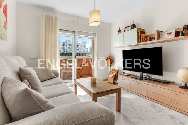 3 chambre Appartement à vendre à Huerta Nueva, Estepona avec piscine garage - 425 000 € (Ref: 9733532)