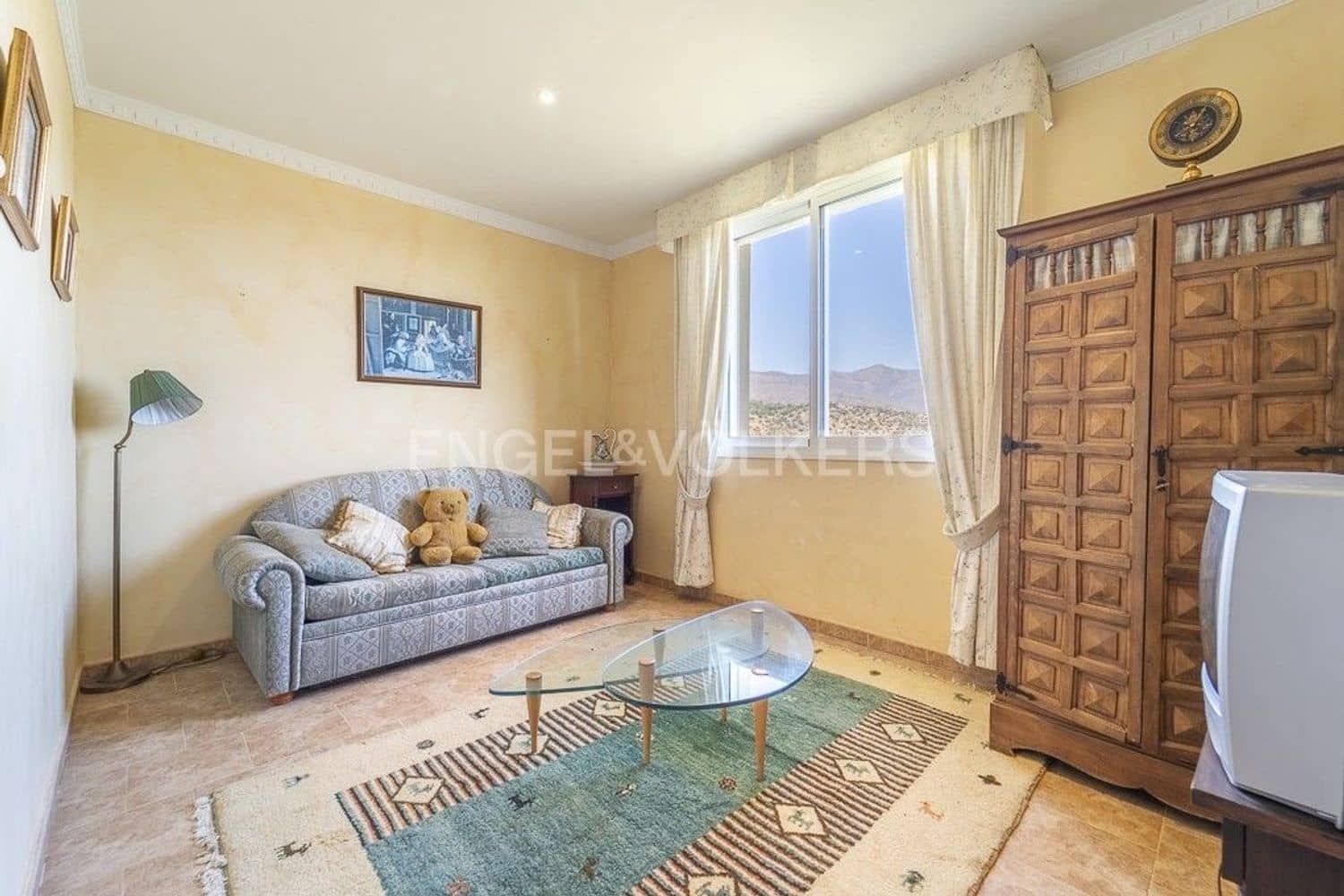 7 bedroom Villa for sale in Estepona with pool garage - € 2,300,000 (Ref: 9733536)