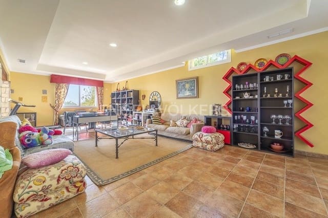 7 chambre Villa/Maison à vendre à Altos de Estepona, Estepona avec piscine garage - 2 300 000 € (Ref: 9733536)
