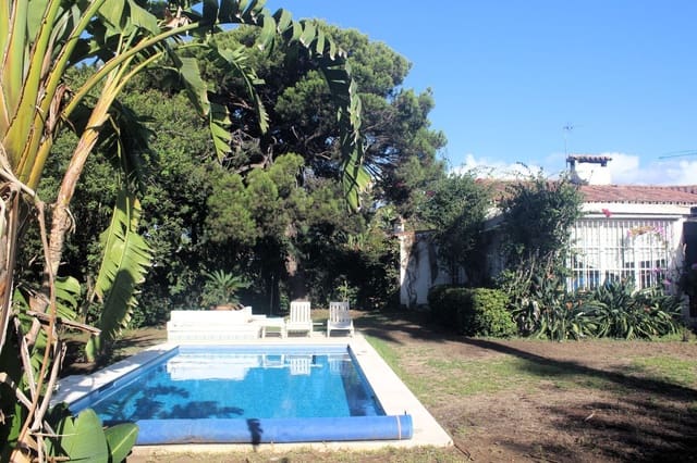 Chalet de 8 habitaciones en Atalaya-Isdabe, Estepona en venta con piscina garaje - 2.100.000 € (Ref: 9733539)