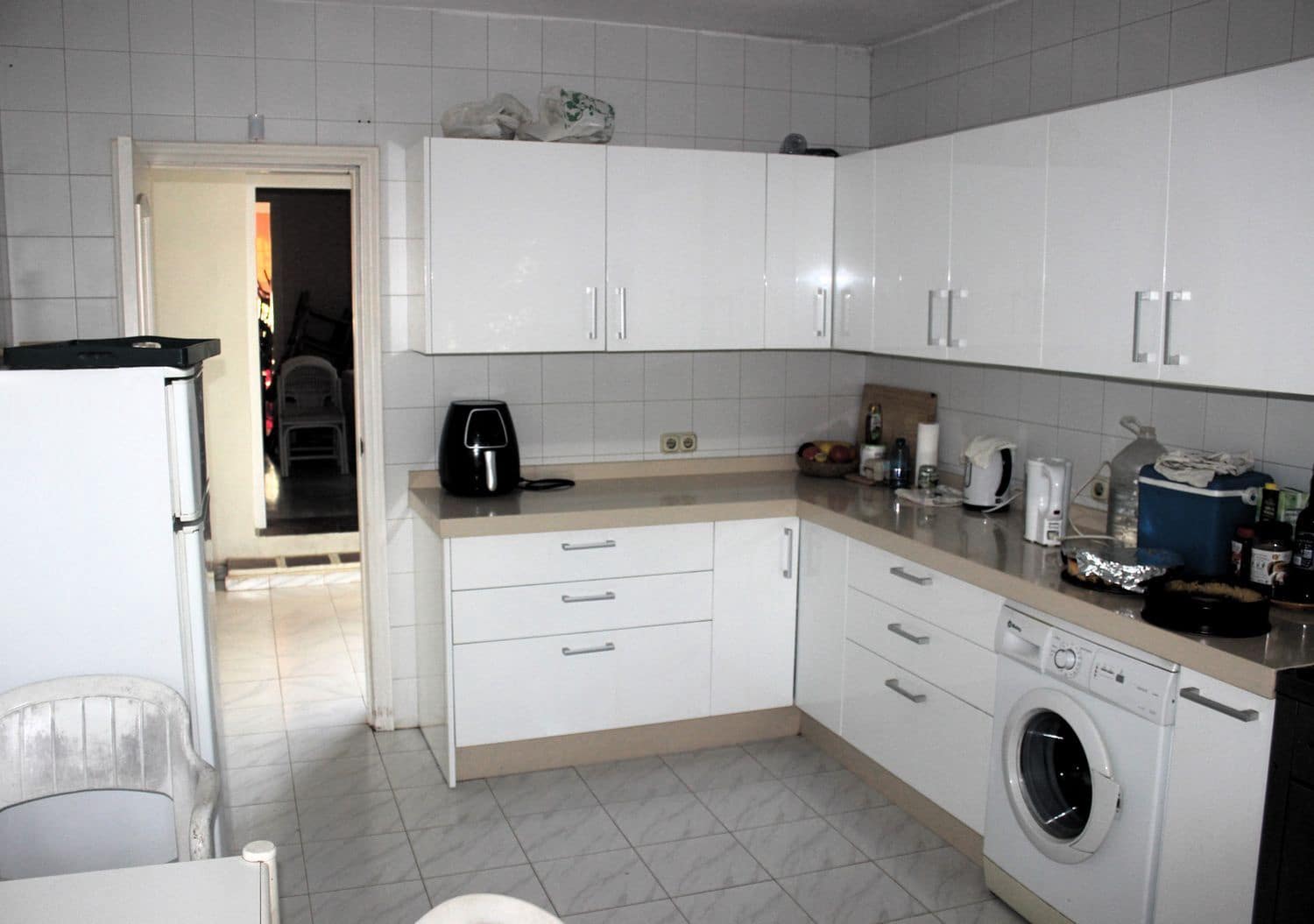 8 bedroom Villa for sale in New Golden Mile with pool garage - € 2,100,000 (Ref: 9733539)