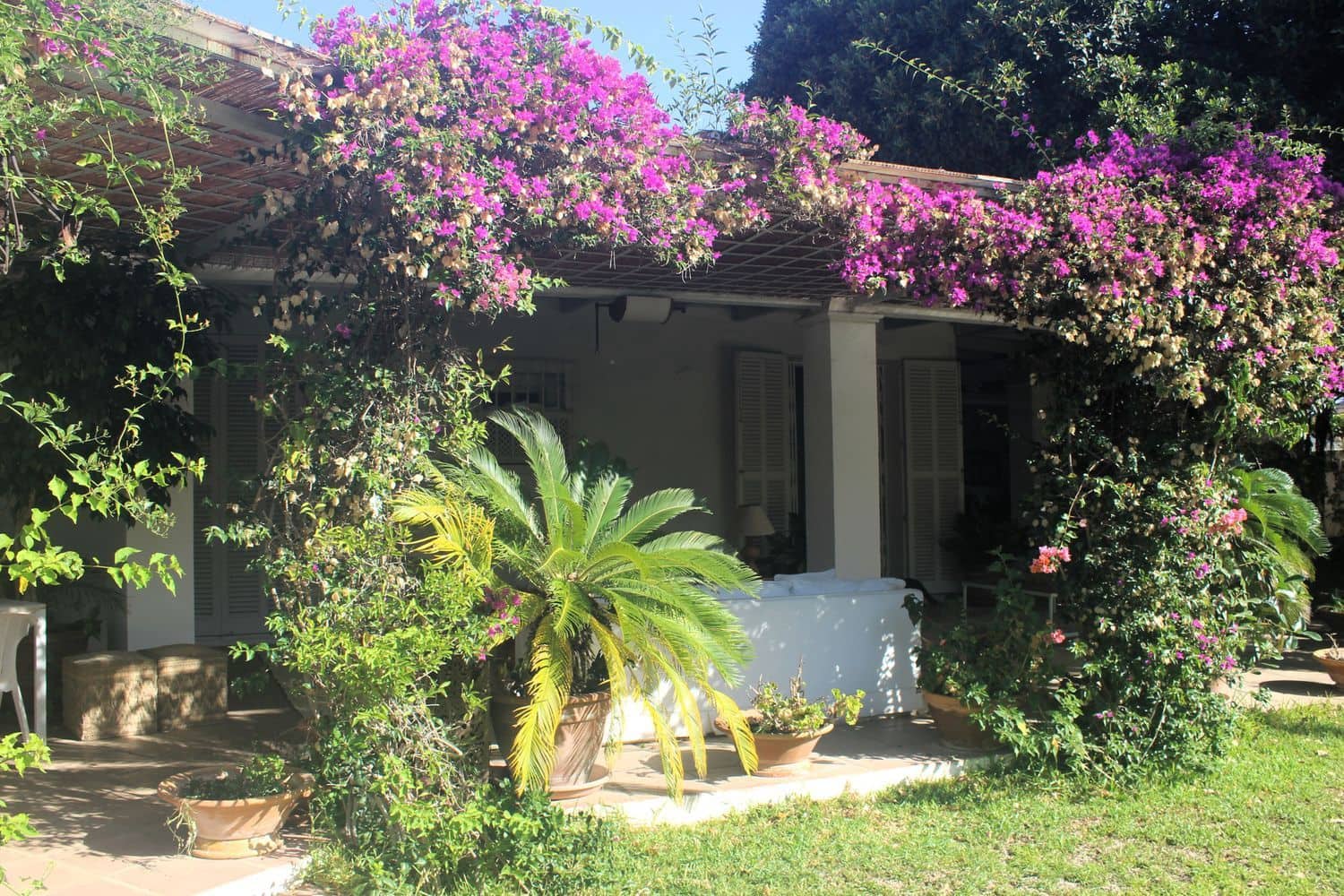 8 bedroom Villa for sale in New Golden Mile with pool garage - € 2,100,000 (Ref: 9733539)