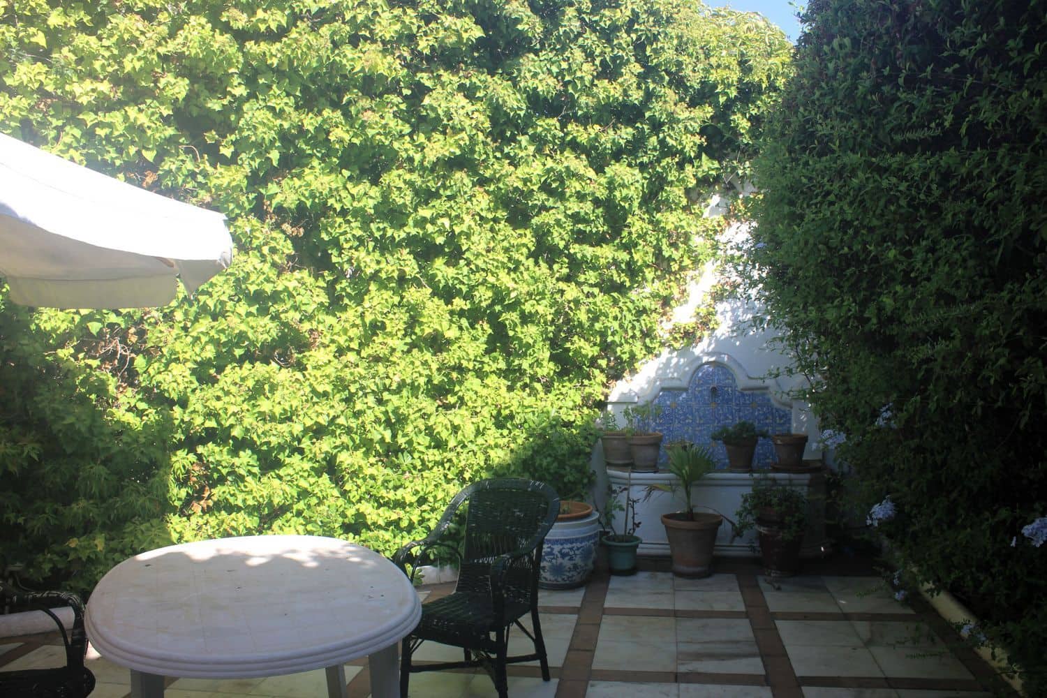 8 bedroom Villa for sale in New Golden Mile with pool garage - € 2,100,000 (Ref: 9733539)