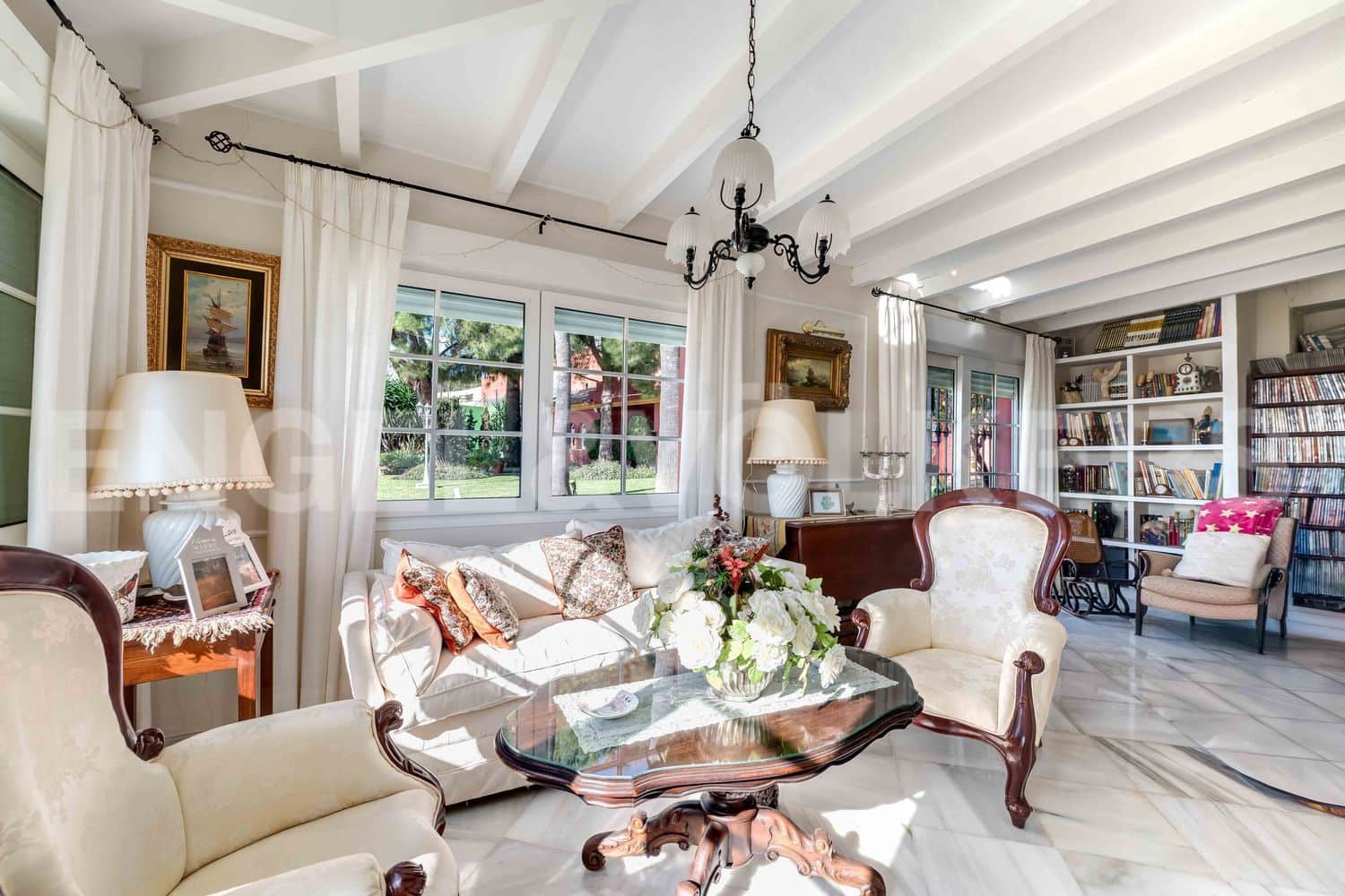 6 sovrum Villa till salu i Estepona med pool garage - 3 800 000 € (Ref: 9733541)