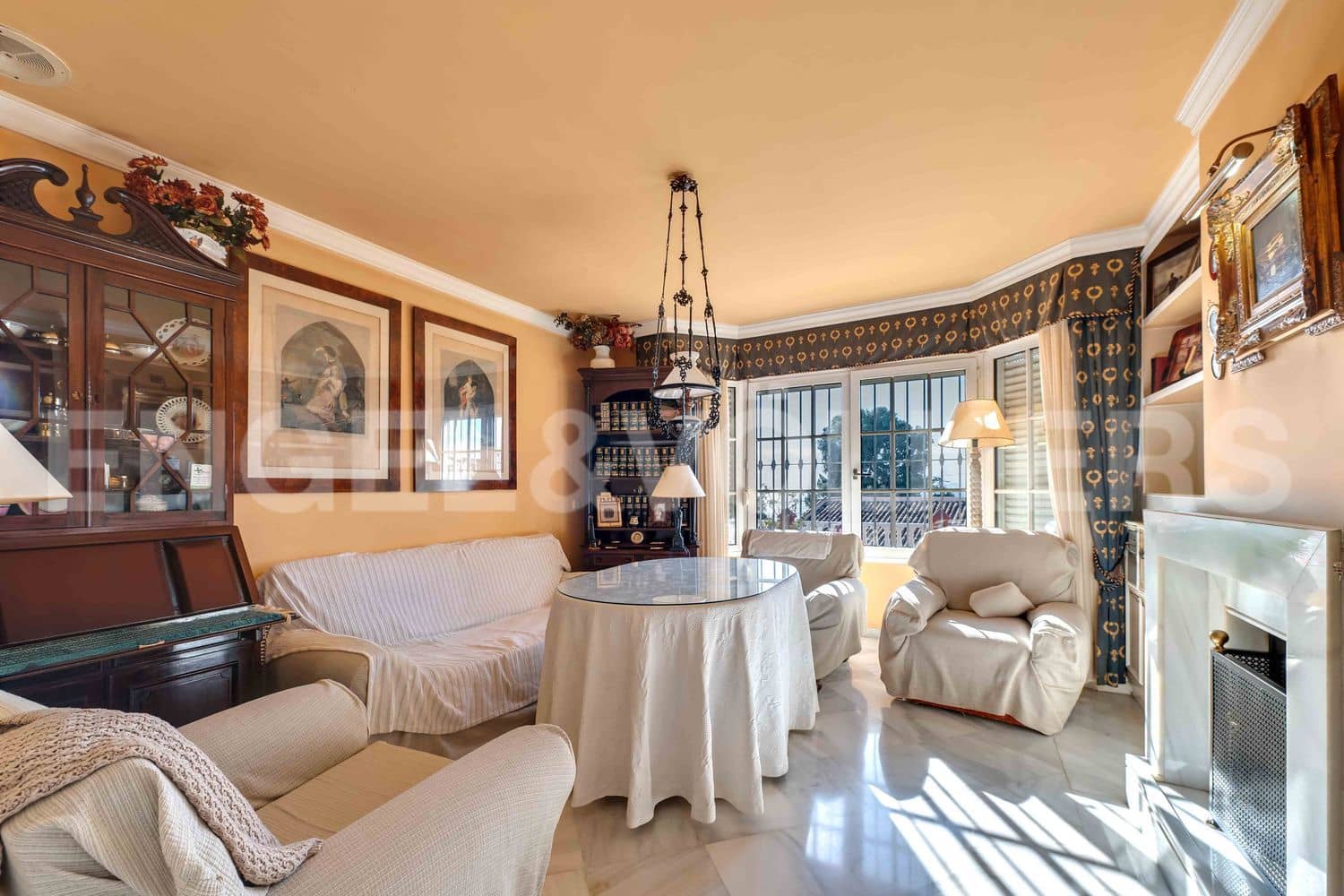 6 sovrum Villa till salu i Estepona med pool garage - 3 800 000 € (Ref: 9733541)