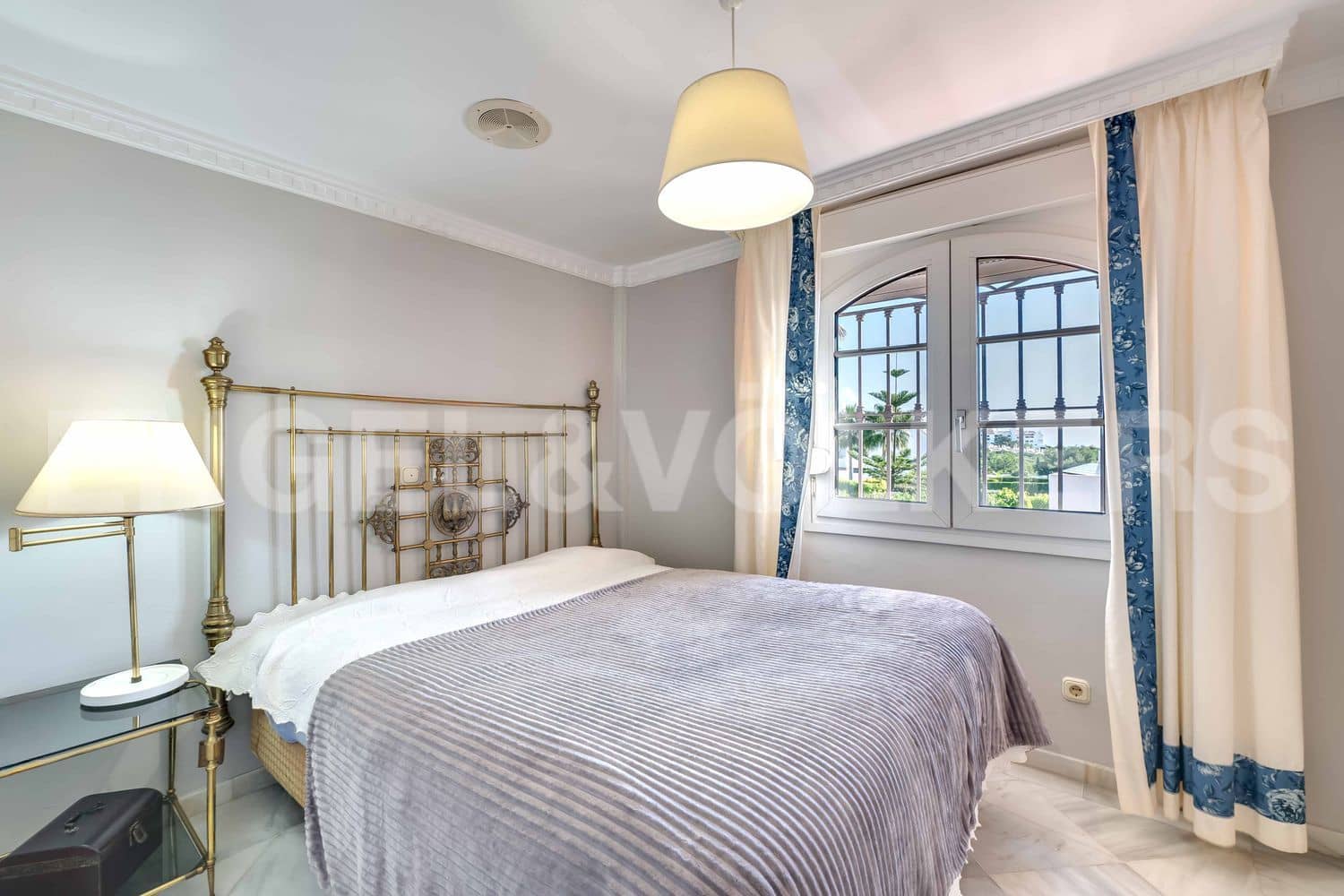 6 sovrum Villa till salu i Estepona med pool garage - 3 800 000 € (Ref: 9733541)