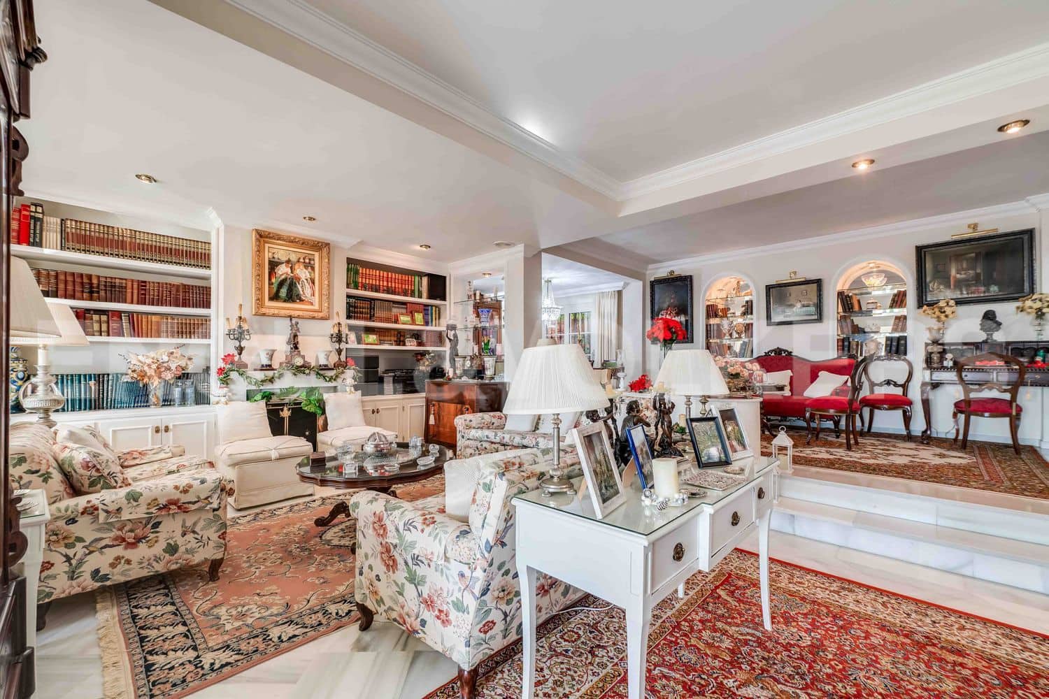 6 sovrum Villa till salu i Estepona med pool garage - 3 800 000 € (Ref: 9733541)