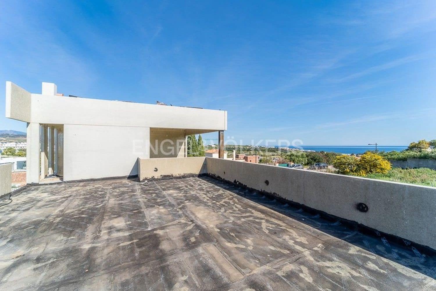 3 bedroom Villa for sale in Estepona with pool garage - € 1,500,000 (Ref: 9733542)