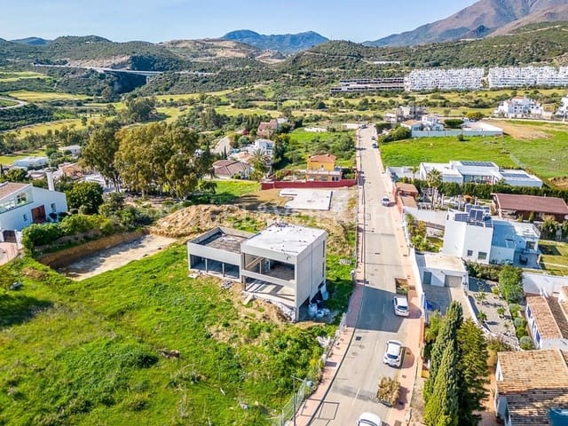 3 soverom Villa til salgs i Valle Romano Golf, Estepona med svømmebasseng garasje - € 1 500 000 (Ref: 9733542)