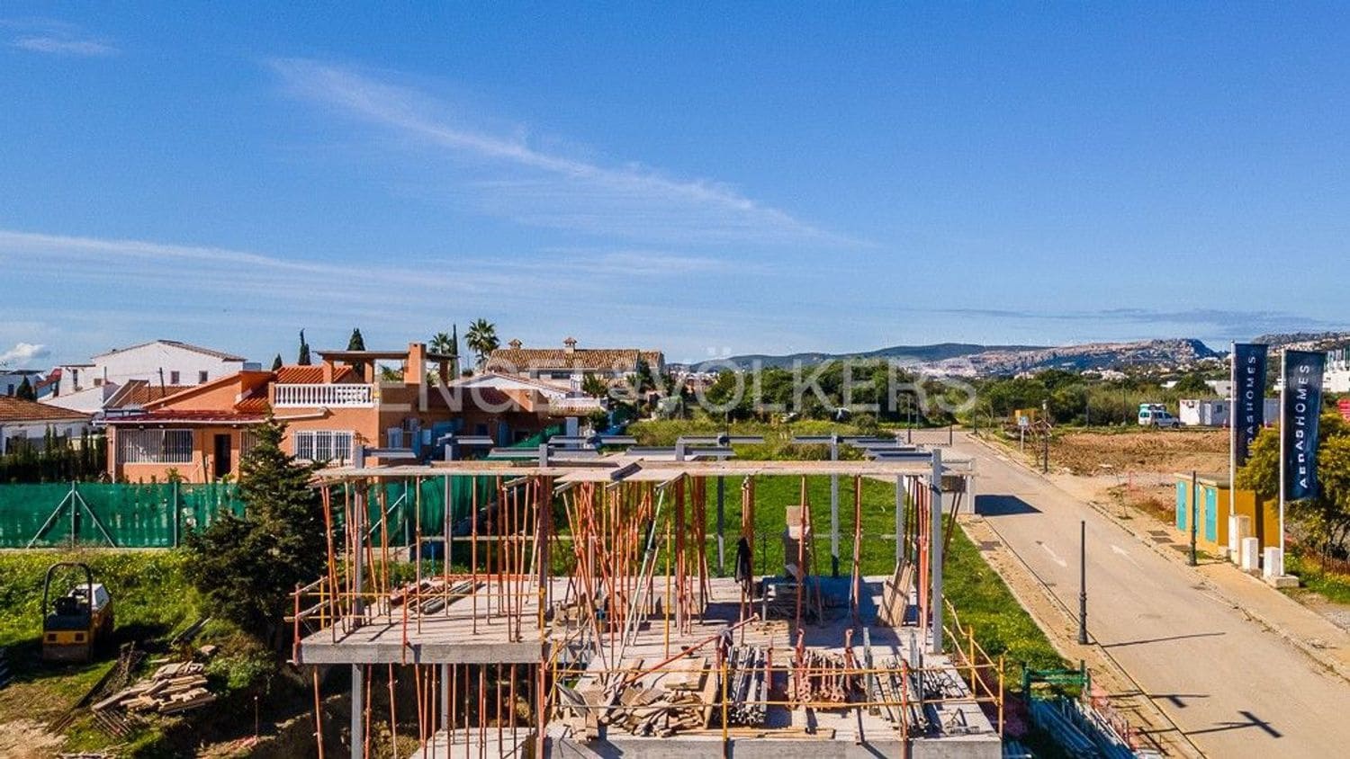 3 bedroom Villa for sale in Estepona with pool garage - € 1,350,000 (Ref: 9733544)