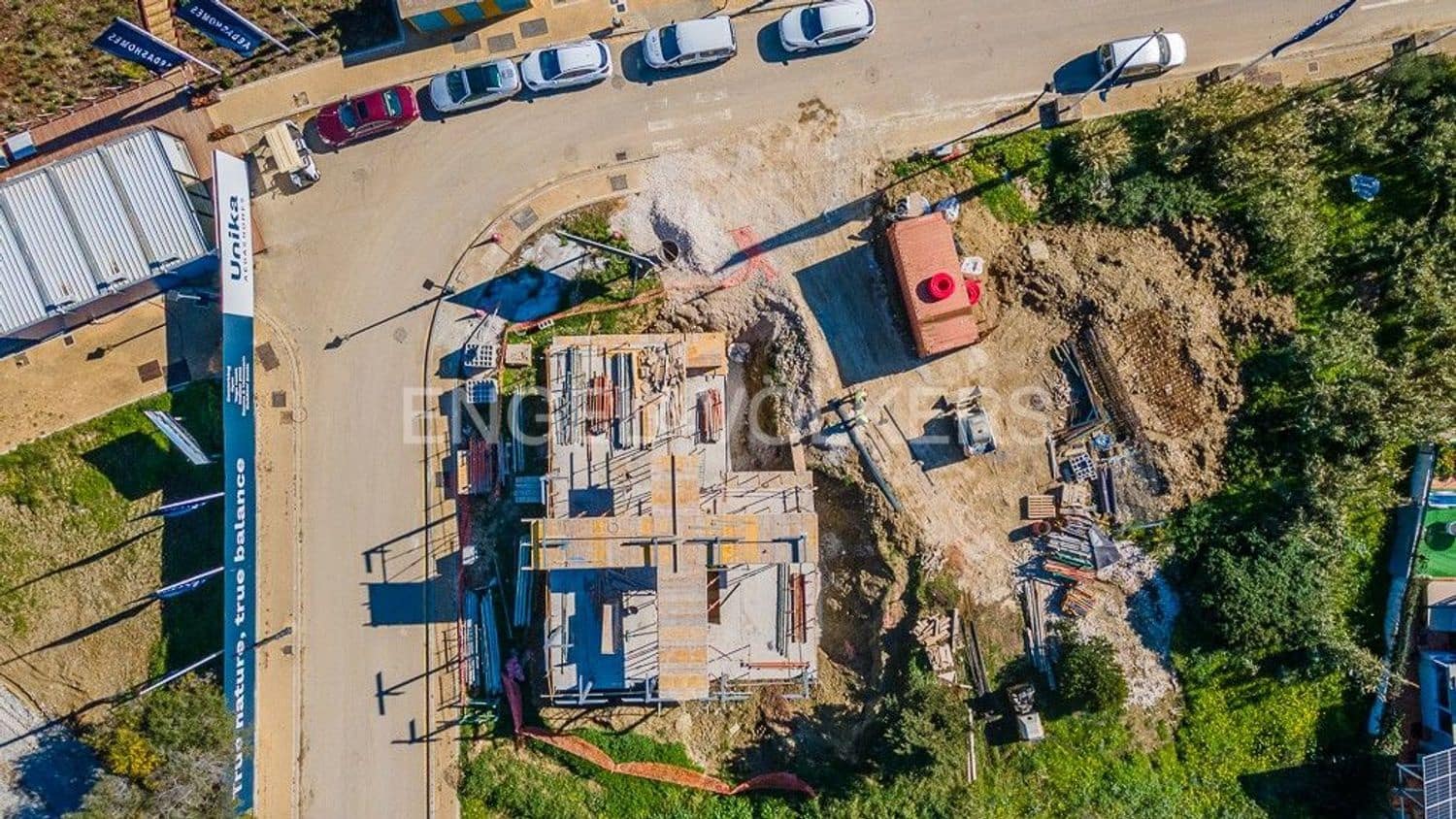 3 bedroom Villa for sale in Estepona with pool garage - € 1,350,000 (Ref: 9733544)