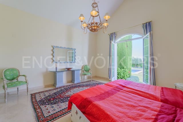 4 chambre Villa/Maison à vendre à El Paraiso, Estepona avec piscine garage - 2 395 000 € (Ref: 9733547)