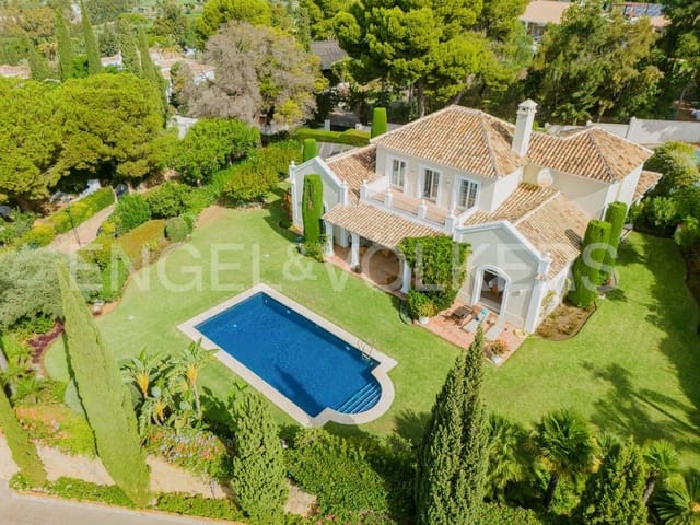4 chambre Villa/Maison à vendre à El Paraiso, Estepona avec piscine garage - 2 395 000 € (Ref: 9733547)