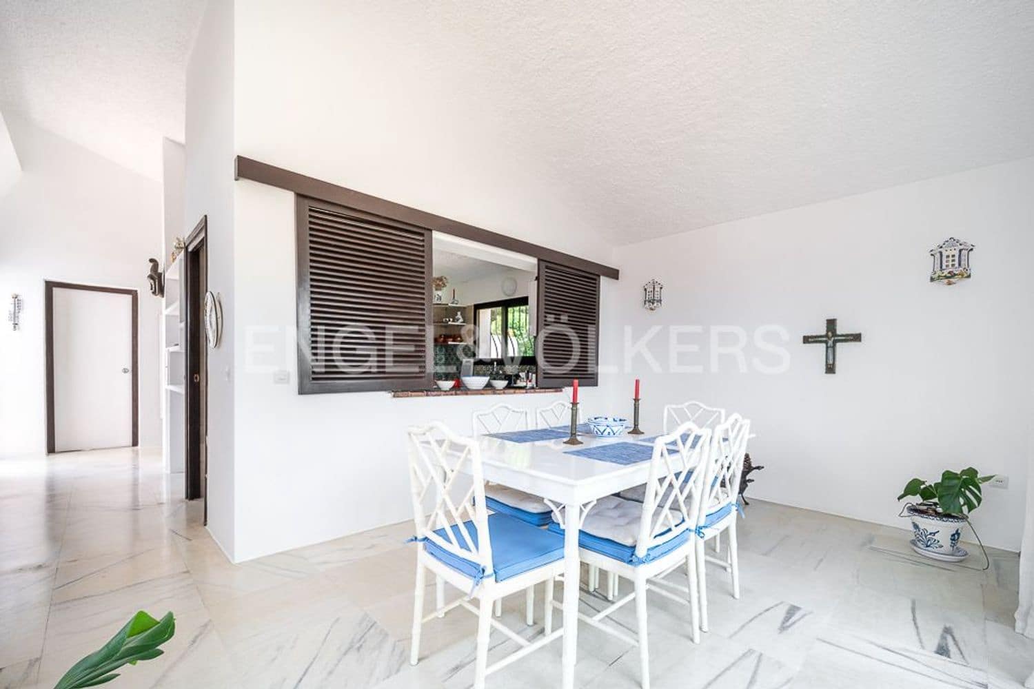 3 chambre Villa/Maison à vendre à Bahia Dorada avec piscine garage - 1 090 000 € (Ref: 9733548)