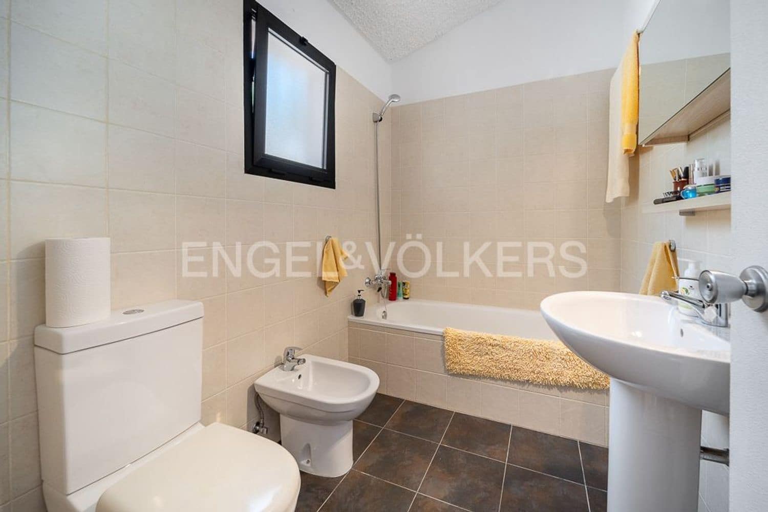 3 chambre Villa/Maison à vendre à Bahia Dorada avec piscine garage - 1 090 000 € (Ref: 9733548)