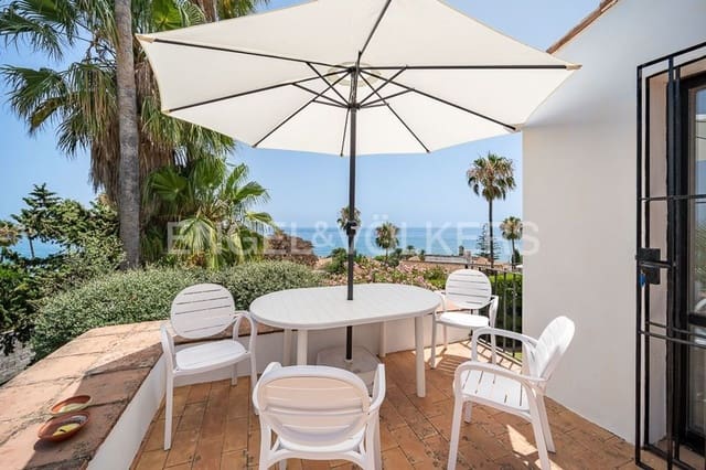 3 soverom Villa til salgs i Bahía Dorada, Estepona med svømmebasseng garasje - € 1 090 000 (Ref: 9733548)