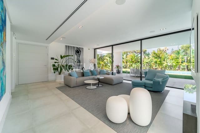 4 bedroom Villa for sale in Atalaya-Isdabe, Estepona with pool garage - € 4,490,000 (Ref: 9733549)