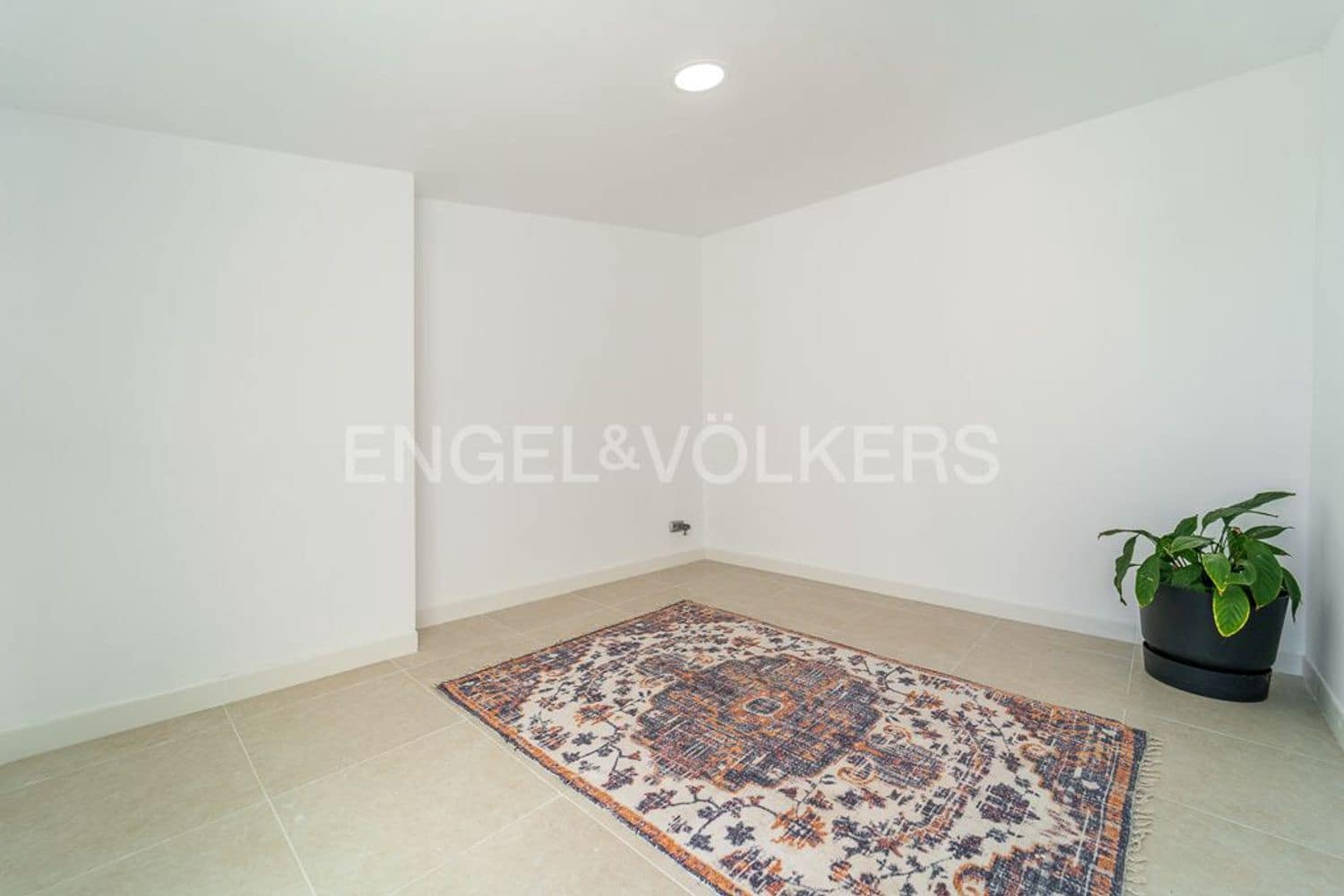 5 chambre Villa/Maison à vendre à Estepona avec piscine garage - 795 000 € (Ref: 9733551)