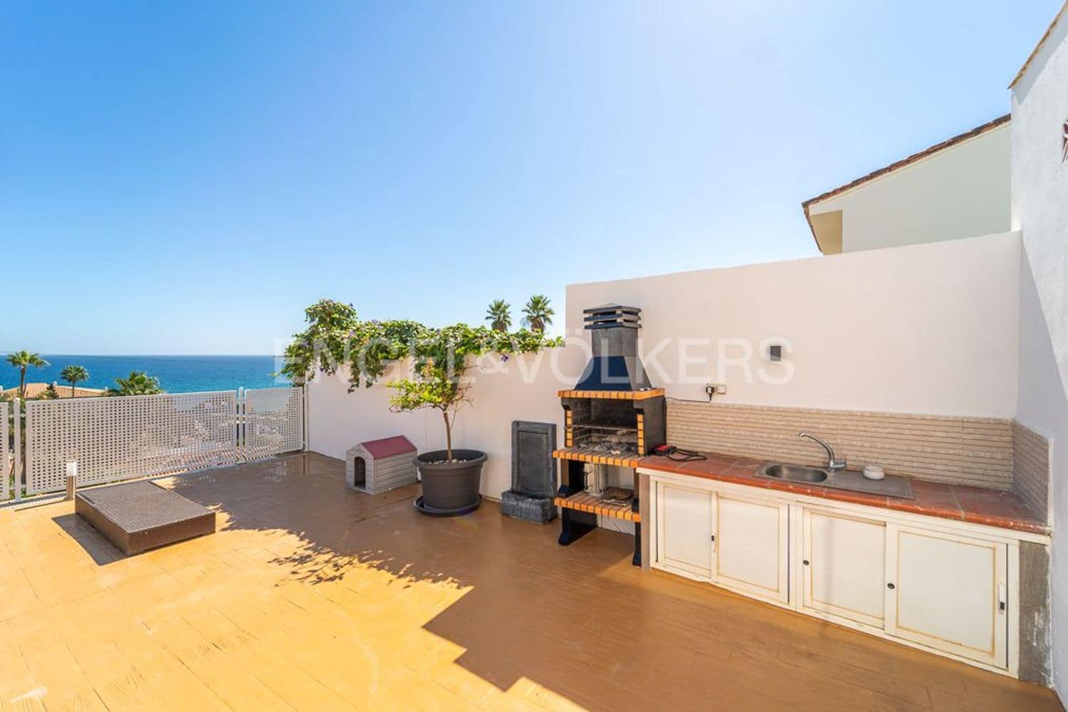 5 chambre Villa/Maison à vendre à Estepona avec piscine garage - 795 000 € (Ref: 9733551)