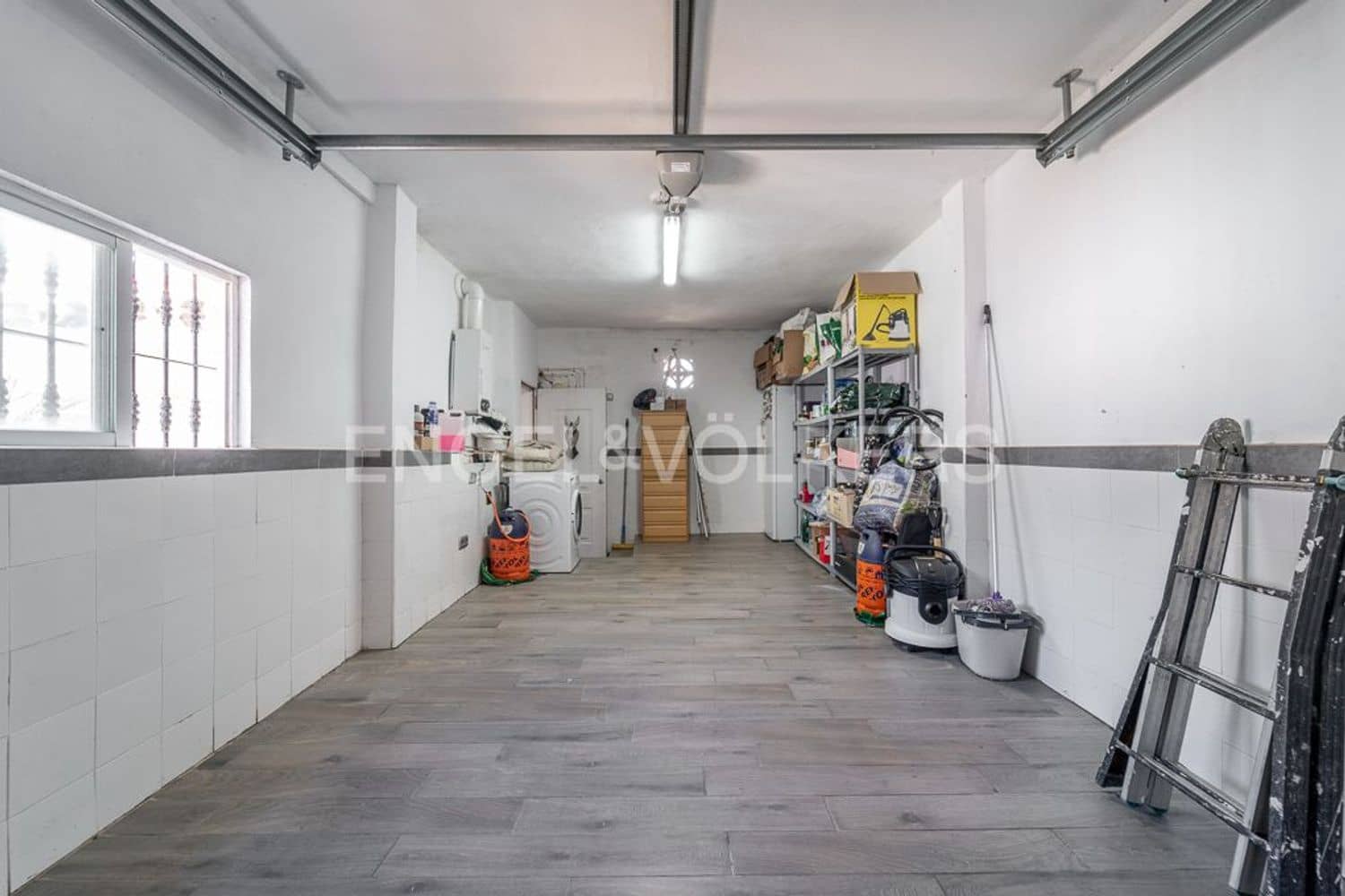 5 chambre Villa/Maison à vendre à Estepona avec piscine garage - 795 000 € (Ref: 9733551)