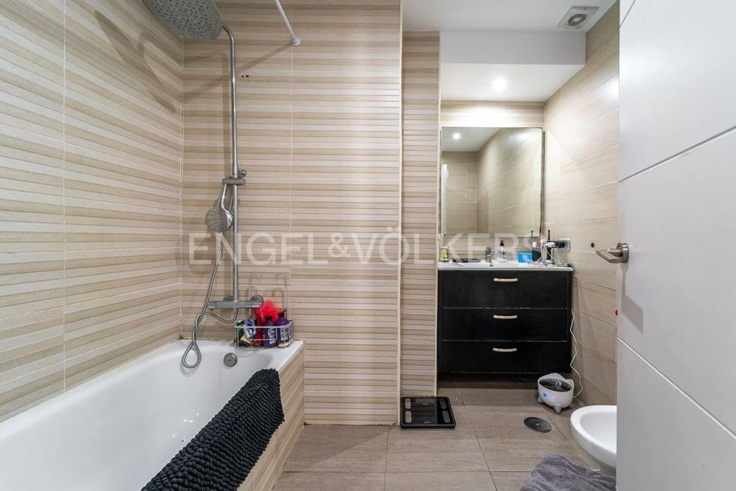 5 chambre Villa/Maison à vendre à Estepona avec piscine garage - 795 000 € (Ref: 9733551)