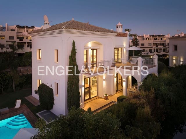 4 chambre Villa/Maison à vendre à La Concha - Resina Golf, Estepona avec piscine garage - 1 750 000 € (Ref: 9733552)