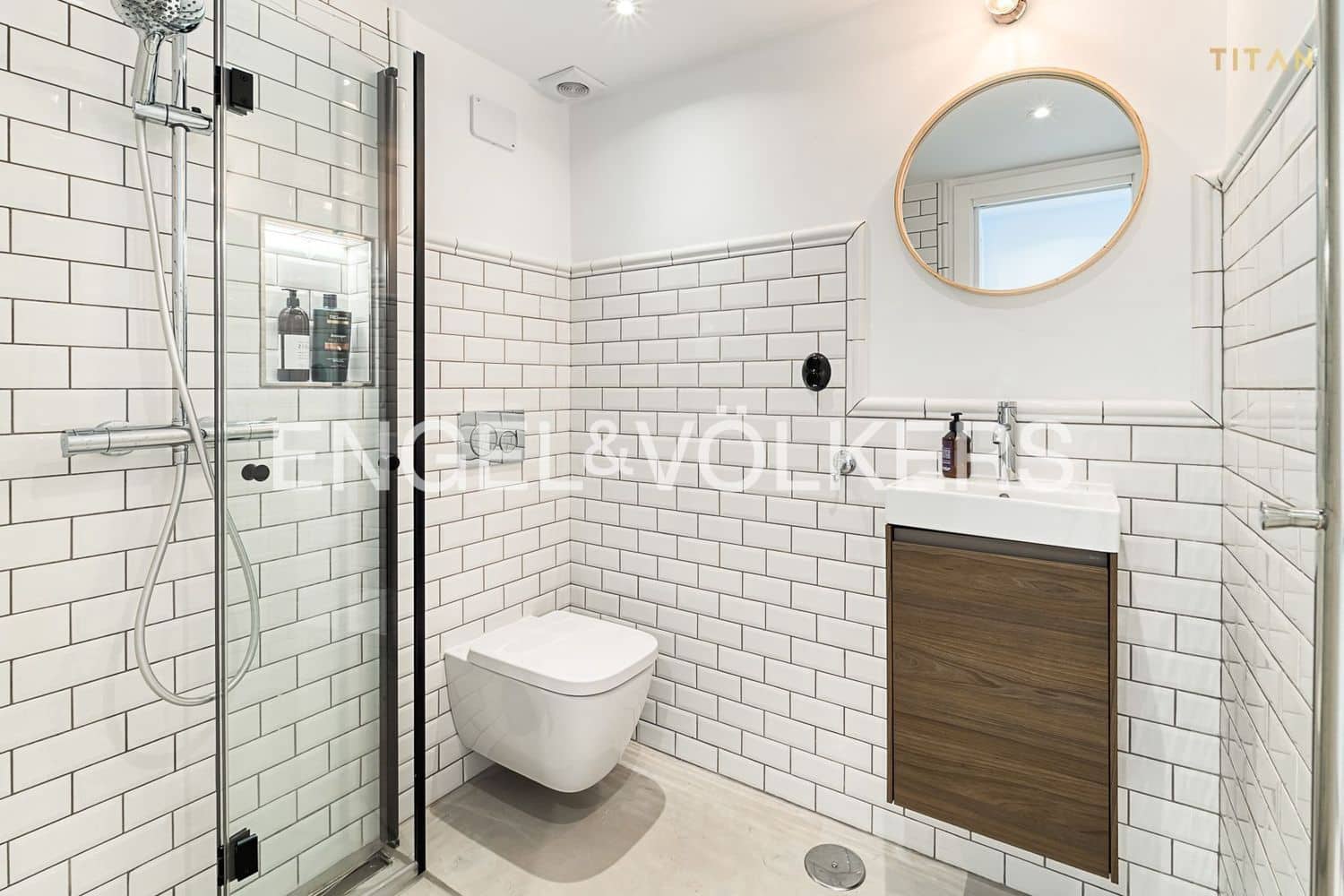 4 Zimmer Villa zu verkaufen in New Golden Mile mit Pool Garage - 1.690.000 € (Ref: 9733552)