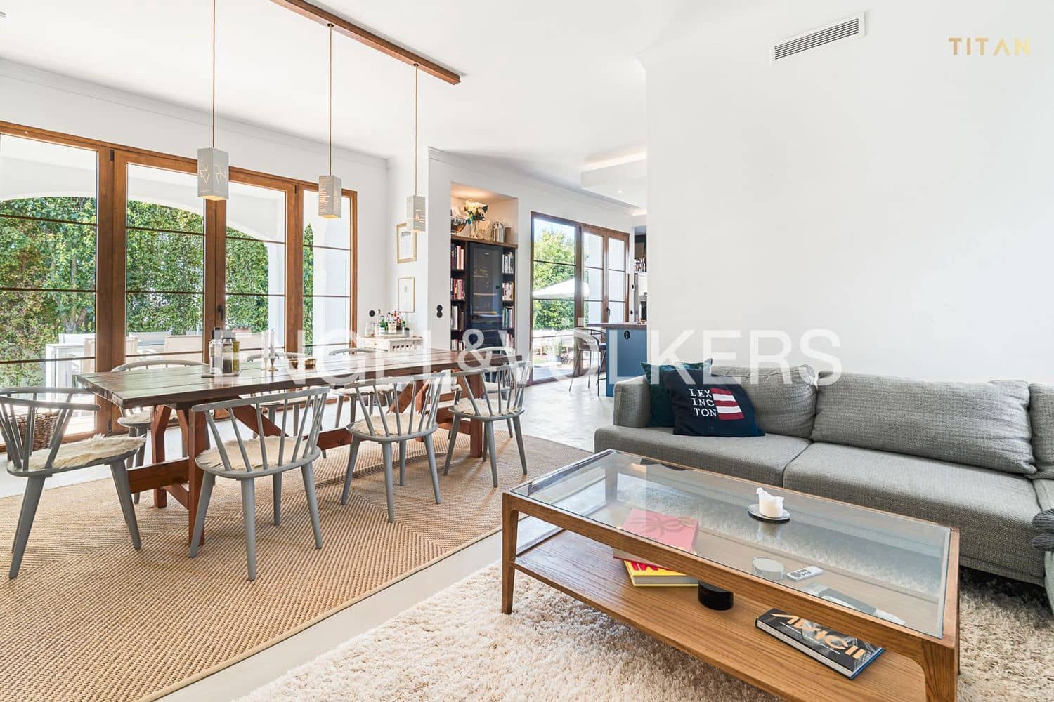 4 Zimmer Villa zu verkaufen in New Golden Mile mit Pool Garage - 1.690.000 € (Ref: 9733552)