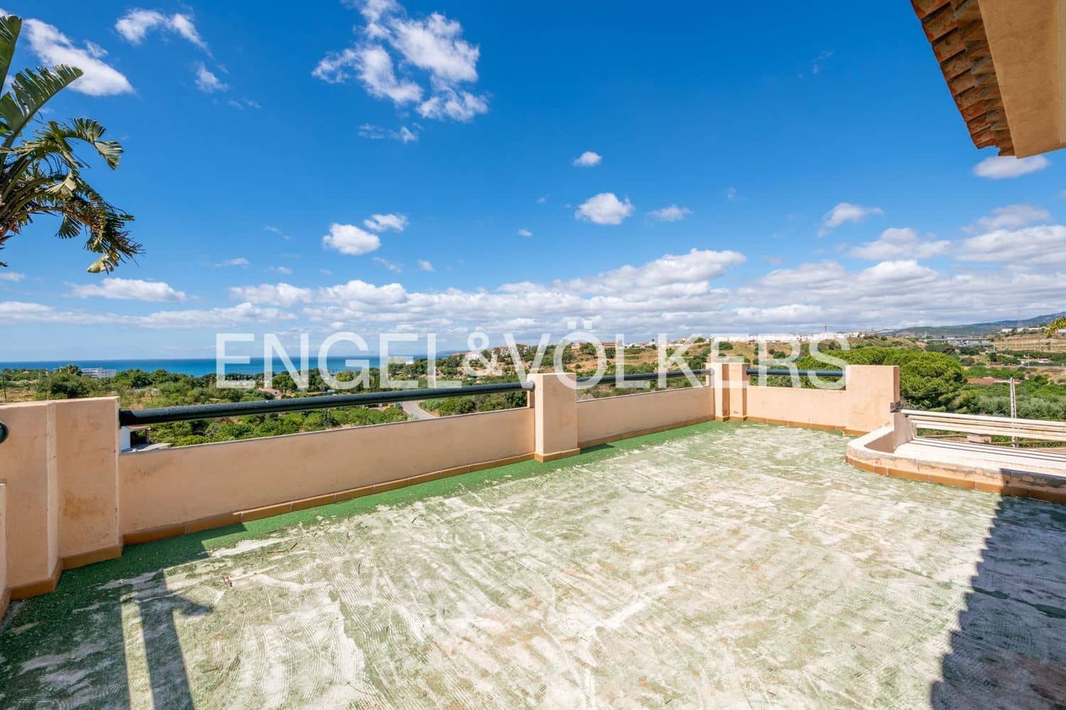 5 slaapkamer Villa te koop in Estepona met zwembad garage - € 2.300.000 (Ref: 9733553)