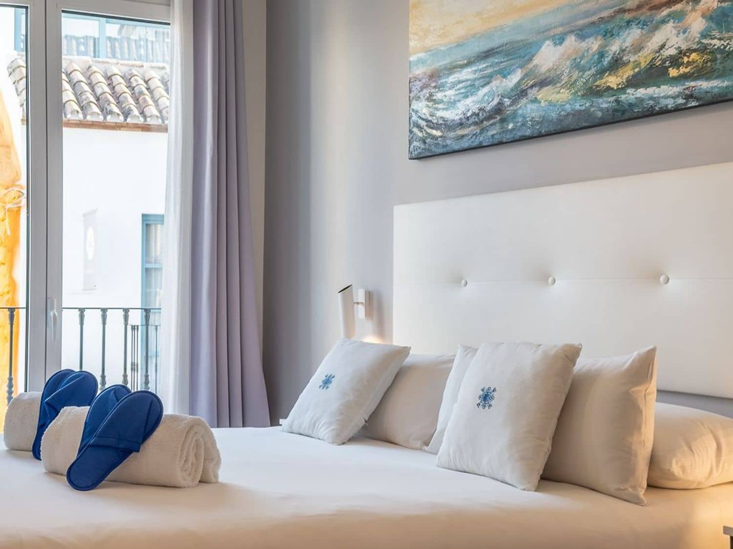 11 bedroom Hotel for sale in Estepona with garage - € 3,300,000 (Ref: 9733554)