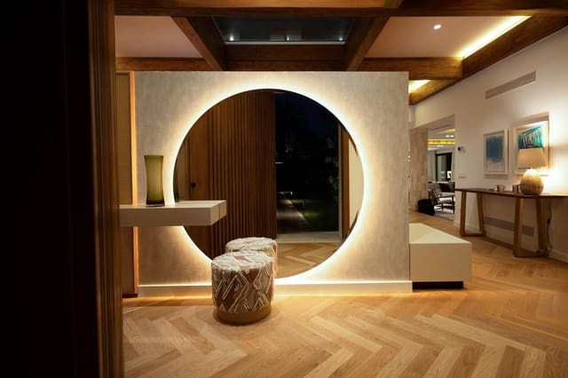 6 bedroom Villa for sale in Atalaya-Isdabe, Estepona with pool garage - € 4,190,000 (Ref: 9733556)