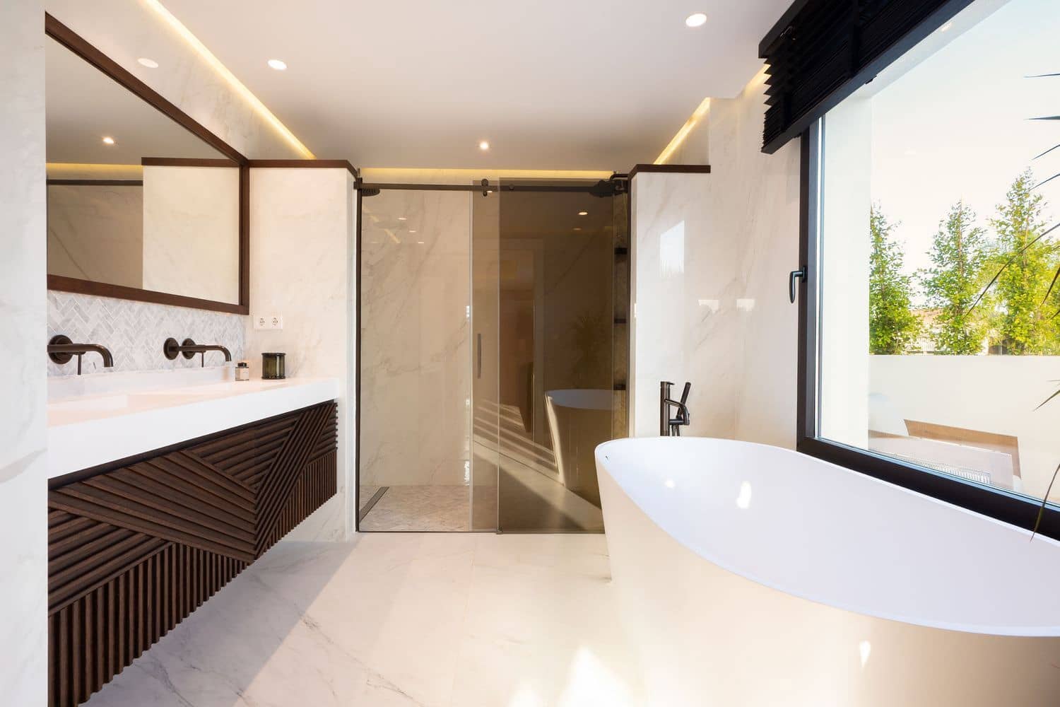 6 bedroom Villa for sale in Atalaya-Isdabe with pool garage - € 4,190,000 (Ref: 9733556)