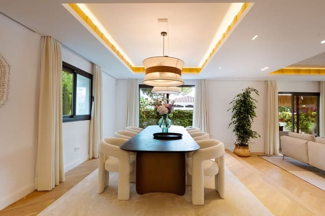 6 bedroom Villa for sale in Atalaya-Isdabe, Estepona with pool garage - € 4,190,000 (Ref: 9733556)