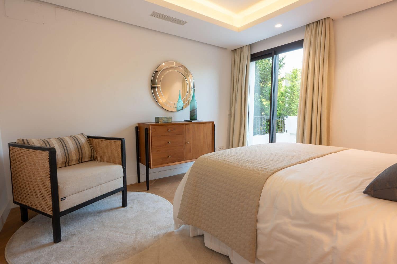 6 bedroom Villa for sale in Atalaya-Isdabe with pool garage - € 4,190,000 (Ref: 9733556)