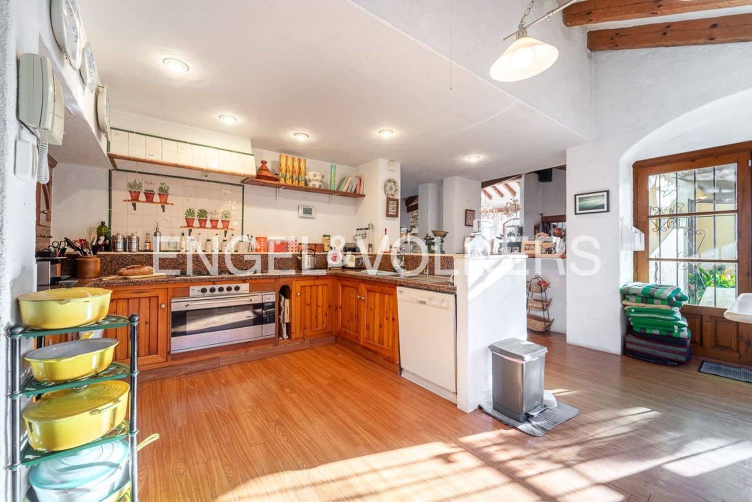 5 bedroom Villa for sale in Bahia Dorada with pool garage - € 1,900,000 (Ref: 9733557)