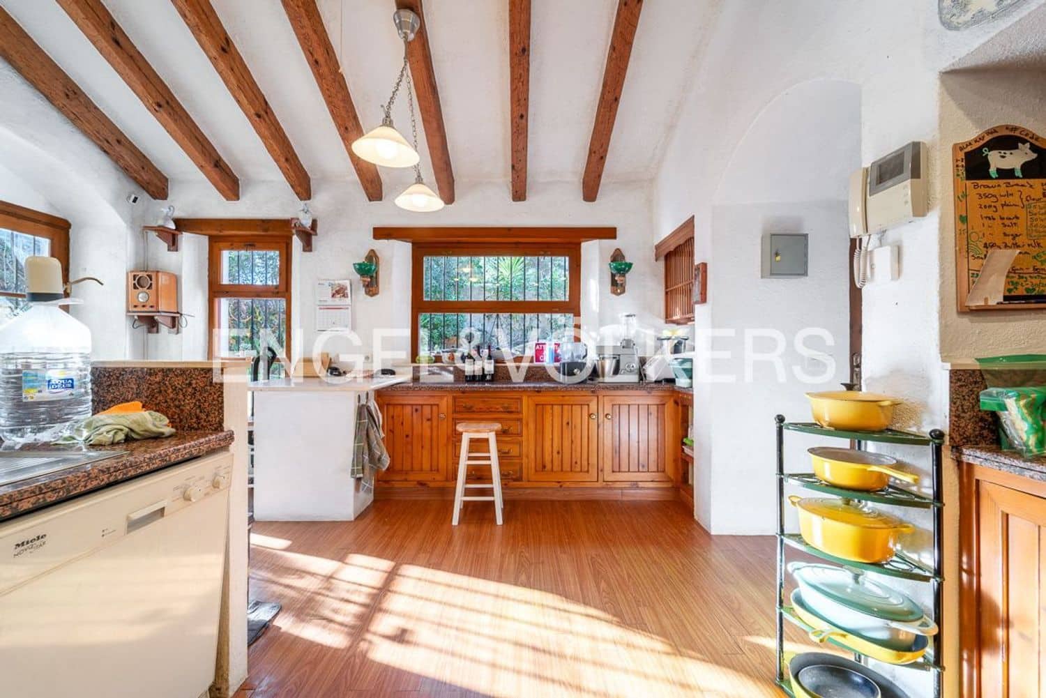 5 bedroom Villa for sale in Bahia Dorada with pool garage - € 1,900,000 (Ref: 9733557)