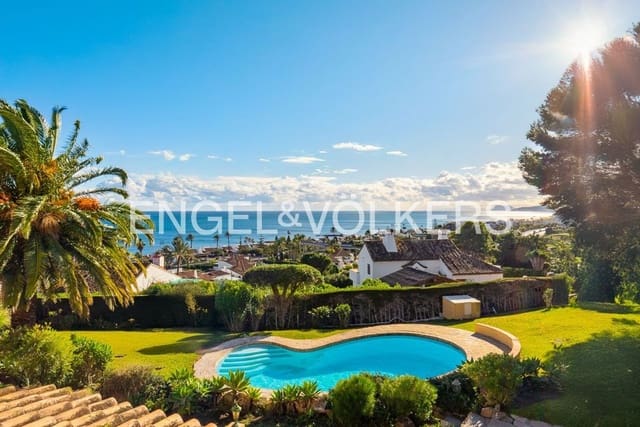 5 sovrum Villa till salu i Bahía Dorada, Estepona med pool garage - 1 600 000 € (Ref: 9733557)