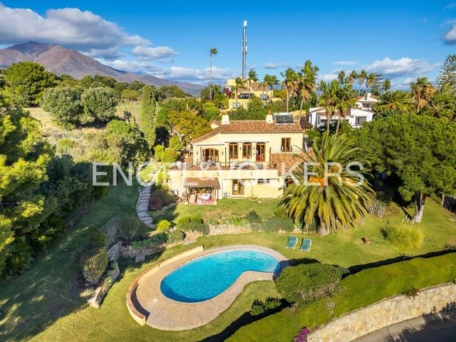 5 sovrum Villa till salu i Bahía Dorada, Estepona med pool garage - 1 600 000 € (Ref: 9733557)