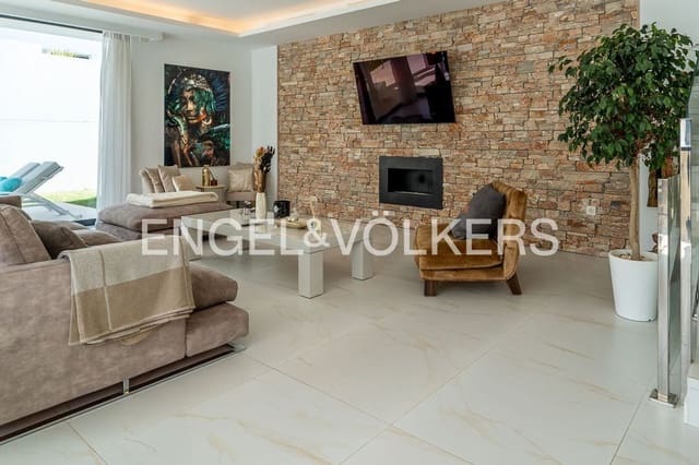 4 slaapkamer Villa te koop in La Concha - Resina Golf, Estepona met zwembad garage - € 1.395.000 (Ref: 9733558)